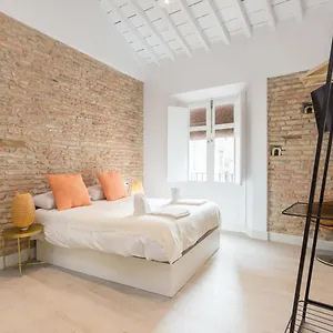 https://te1a-el-teatro-brick-wall-suite-prime-location.es-andalucia.com